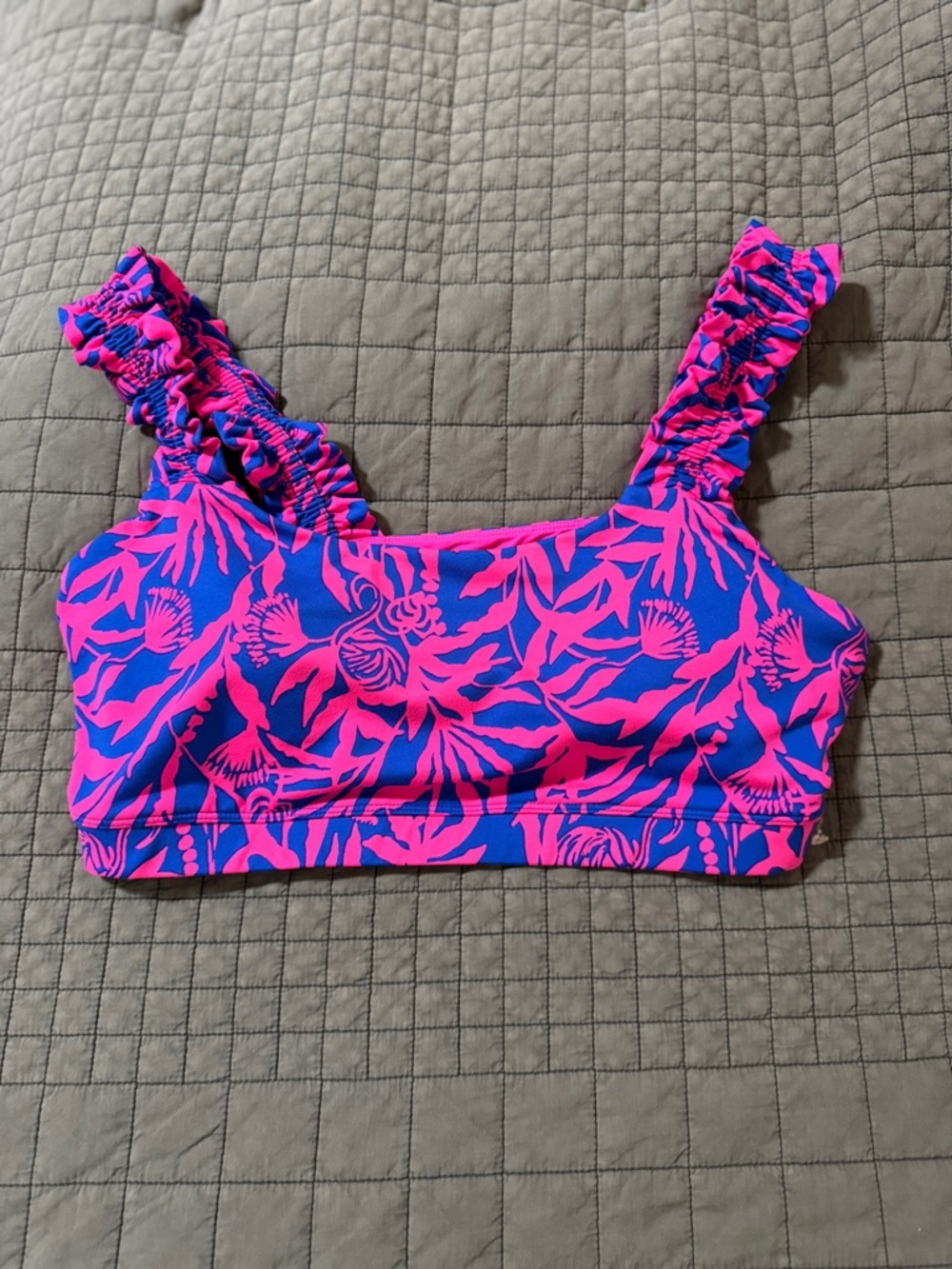 Lilly Pulitzer sports bra NWOT XL